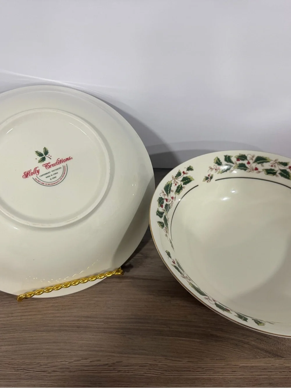 Holiday Traditions Ceramic 9in Holly Christmas Bowls White/Green/Red Set of 2
